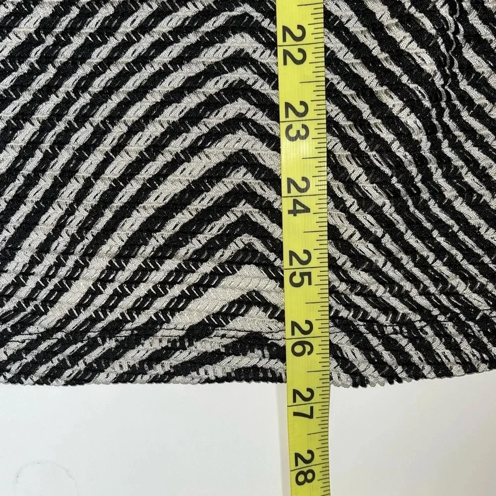 Chico’s Cardigan Black & White Striped Button Thin Semi-sheer 0 Small Women’s
